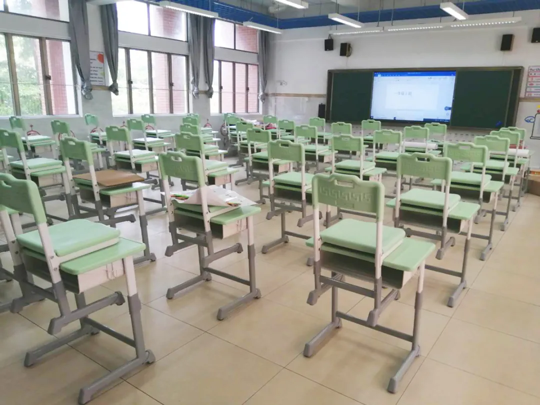 上百所學校選擇祥聚座椅,安全健康學習環境,助力開學季(圖6) 上百所學校選擇祥聚座椅,安全健康學習環境,助力開學季(圖6)