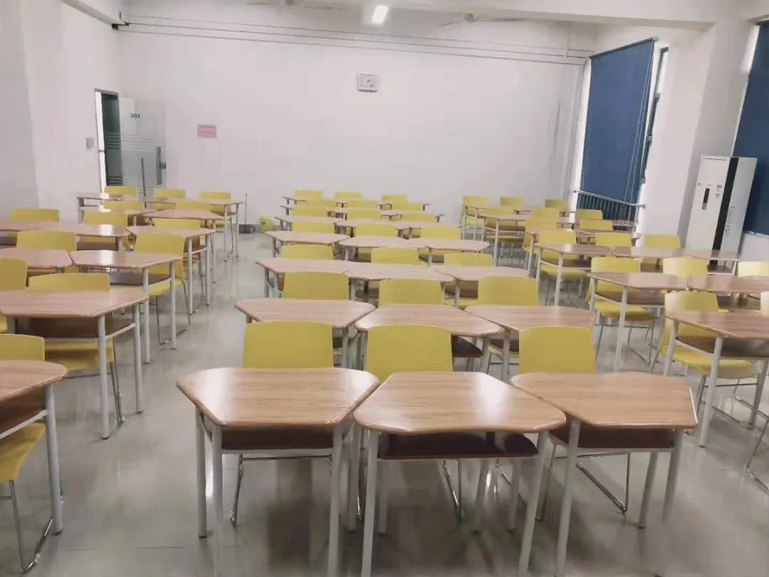 上百所學校選擇祥聚座椅,安全健康學習環境,助力開學季(圖23) 上百所學校選擇祥聚座椅,安全健康學習環境,助力開學季(圖23)